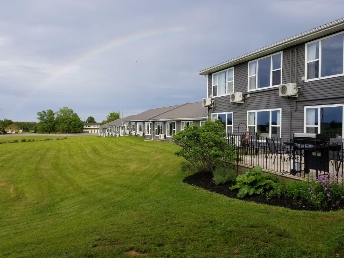Northwinds Inn *